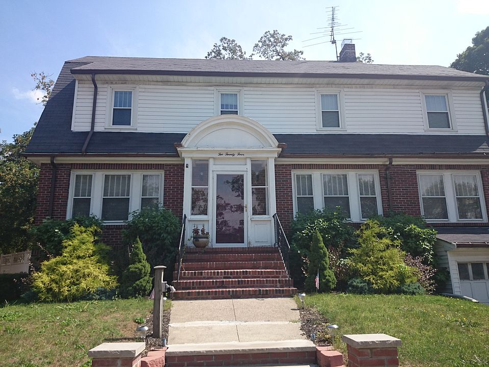 2nd image of 224 Arborway