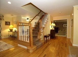 6 Brandy Rd, Cold Spring Harbor, NY 11724