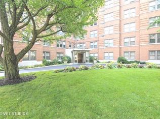 1585 Ridge Ave APT 511, Evanston, IL 60201