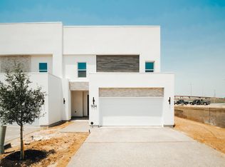 904 King Ranch Rd #904, Laredo, TX 78045