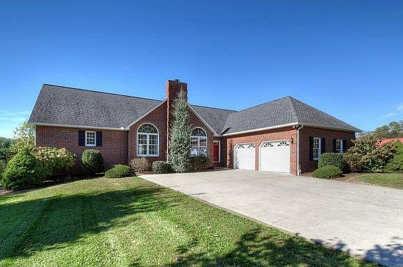 1st image of 401 Caribou Ct