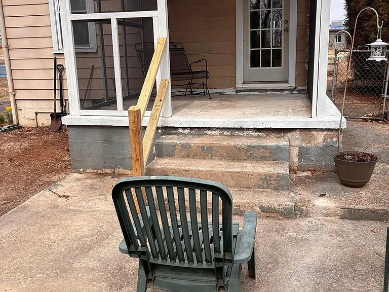 1152 Berkley Rd — Photo 12