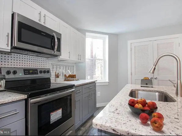 1815 N 59th St Floor 2, Philadelphia, PA 19151