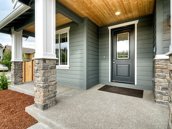 2nd image of 10211 185th Ave E