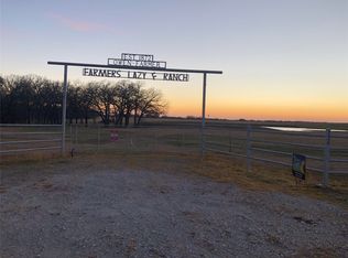 5450 Payne St, Corsicana, TX 75110