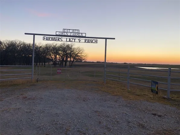 5450 Payne St, Corsicana, TX 75110