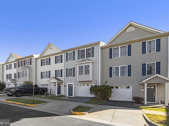 4th image of 121 Lighthouse Ln