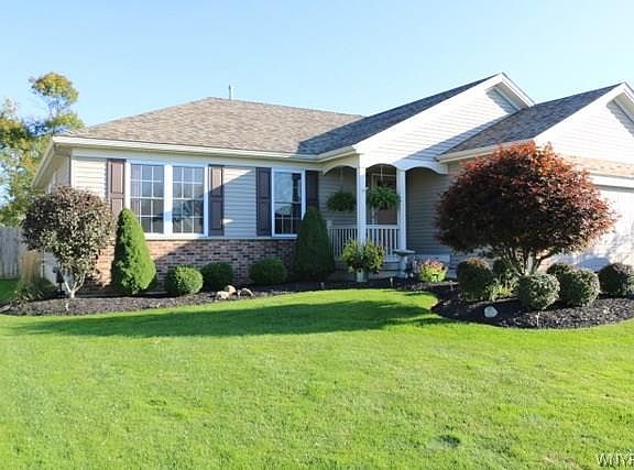 2nd image of 17 Juniper Blvd