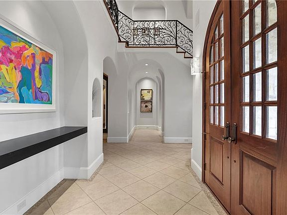3rd image of 10842 Camellia Dr