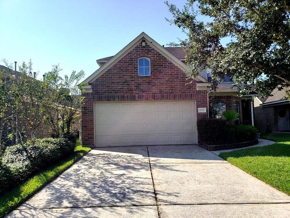 1st image of 12130 Hawthorne Hill Cir