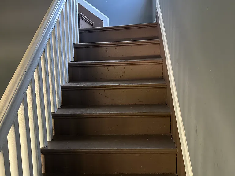 228 E Main St #1 — Photo 4