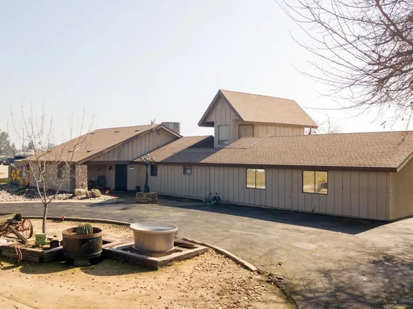 8924 Road 244, Terra Bella, CA 93270