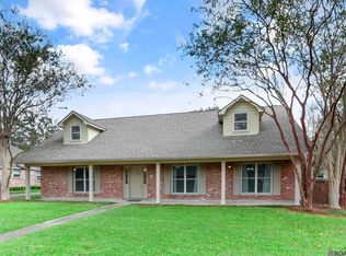 718 Kenilworth Pkwy, Baton Rouge, LA 70808
