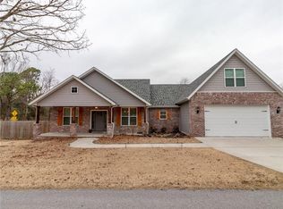 18 Ettington Dr, Bella Vista, AR 72714