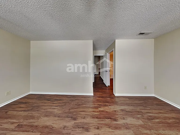 10325 Carrington Way — Photo 10