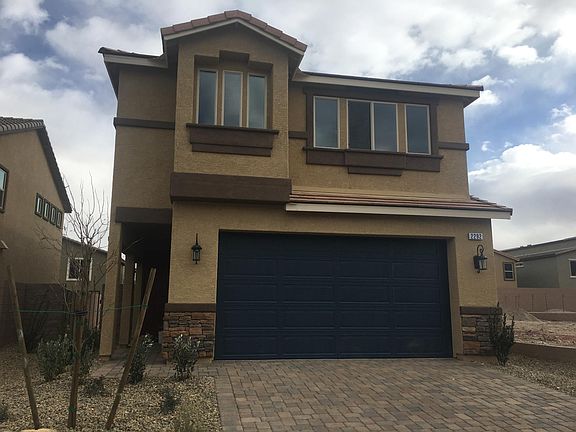 3rd image of 2292 Sky Island Dr