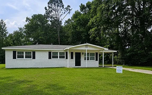 918 Seven Oaks Rd Photo 1