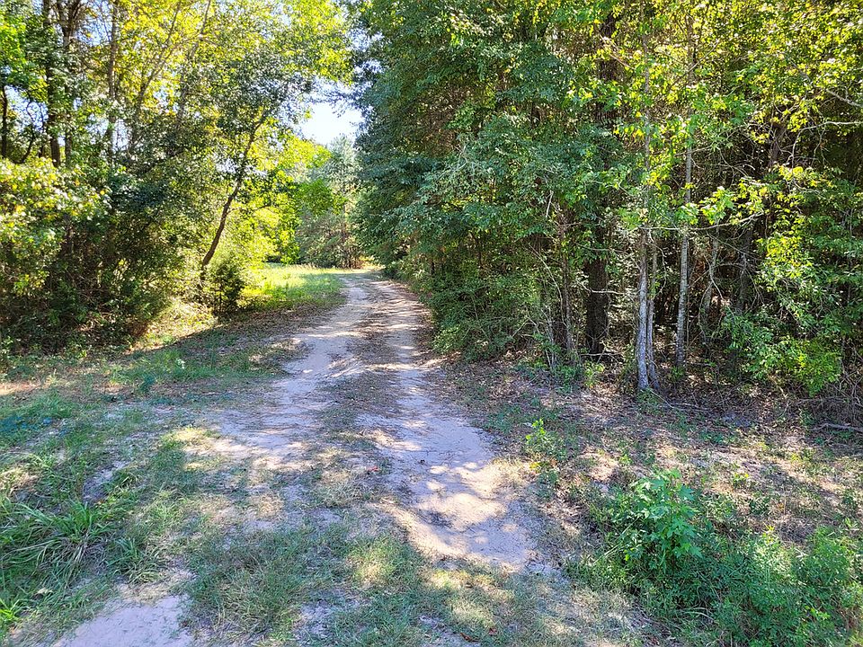 2nd image of 760 Caldwell Loop E