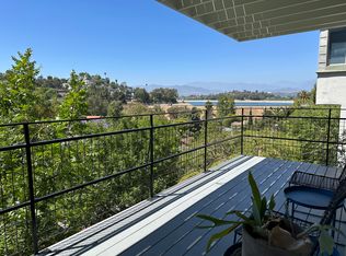 1811 Fanning St #2, Los Angeles, CA 90026
