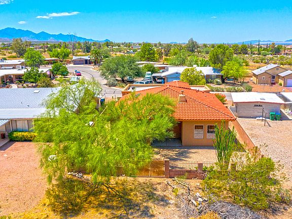 4th image of 10425 E Observatory Dr