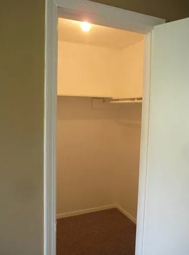 Huge Walk-in Closets