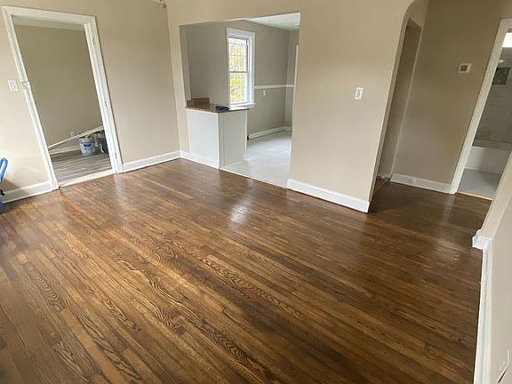 2nd image of 4505 Eastover Ave