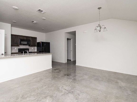4th image of 1004 Barbara Jordan St APT B