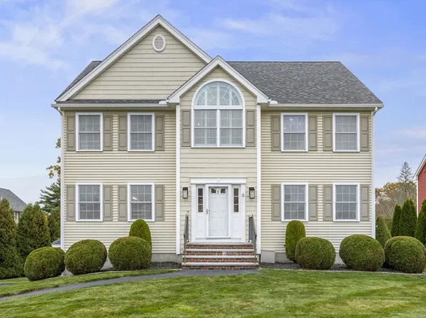 6 Dadak Dr, Dracut, MA 01826