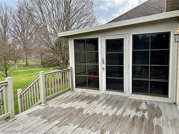 5th image of 524 Jerome Dr