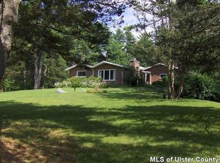 230 Overlook Rd, Woodstock, NY 12498