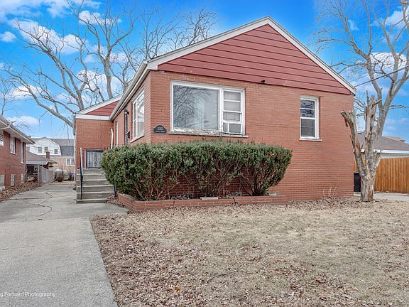 4th image of 11352 S Laflin St