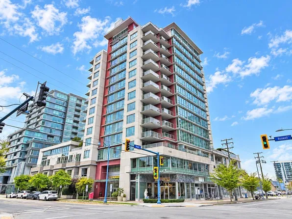 6733 Buswell St #1002, Richmond, BC V6Y 2E9