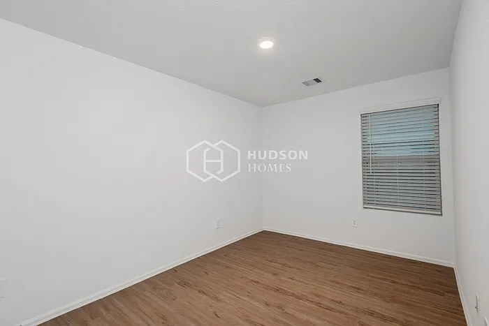 937 Gentle Moss Dr — Photo 12