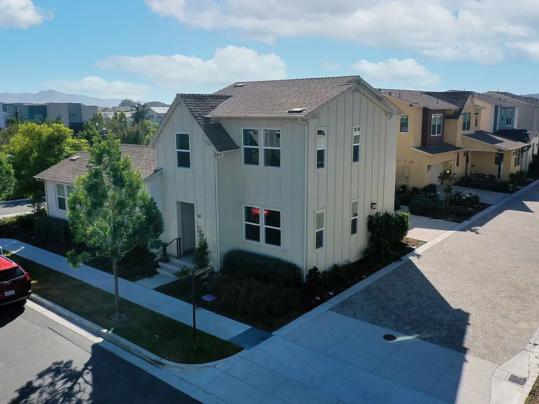 81 Alienta Ln — Photo 18