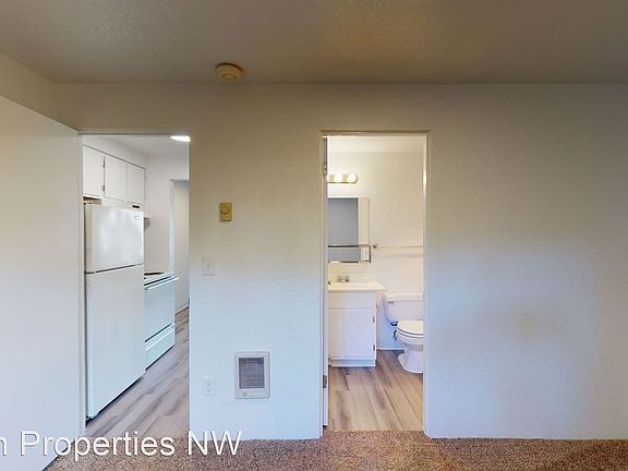 5th image of 1101 Prospect Ave NE #10