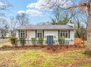 1201 E Woodshire Dr, Knoxville, TN 37922