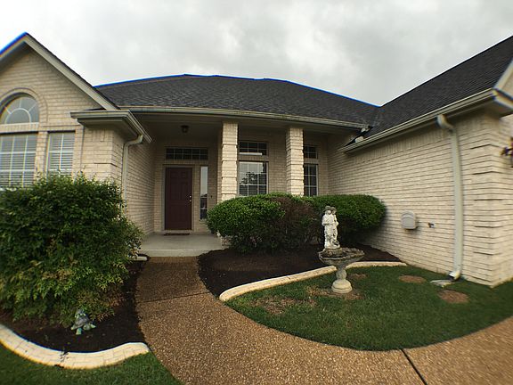 3rd image of 2306 E Mercers Lndg
