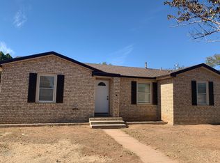 801 NW 8th St, Seminole, TX 79360