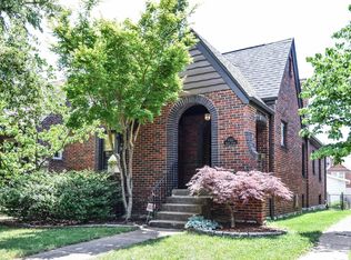 5322 Pernod Ave, Saint Louis, MO 63139
