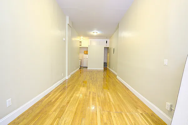 Rented by REAL New York | media 3