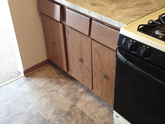 5th image of 10425 Mason Ave APT 3A