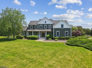 3 High Ridge Ct, Whitehouse Station, NJ 08889