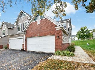 2790 Spy Glass Dr, Chaska, MN 55318