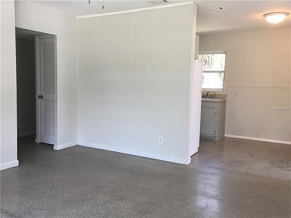3rd image of 3605 W Tyson Ave