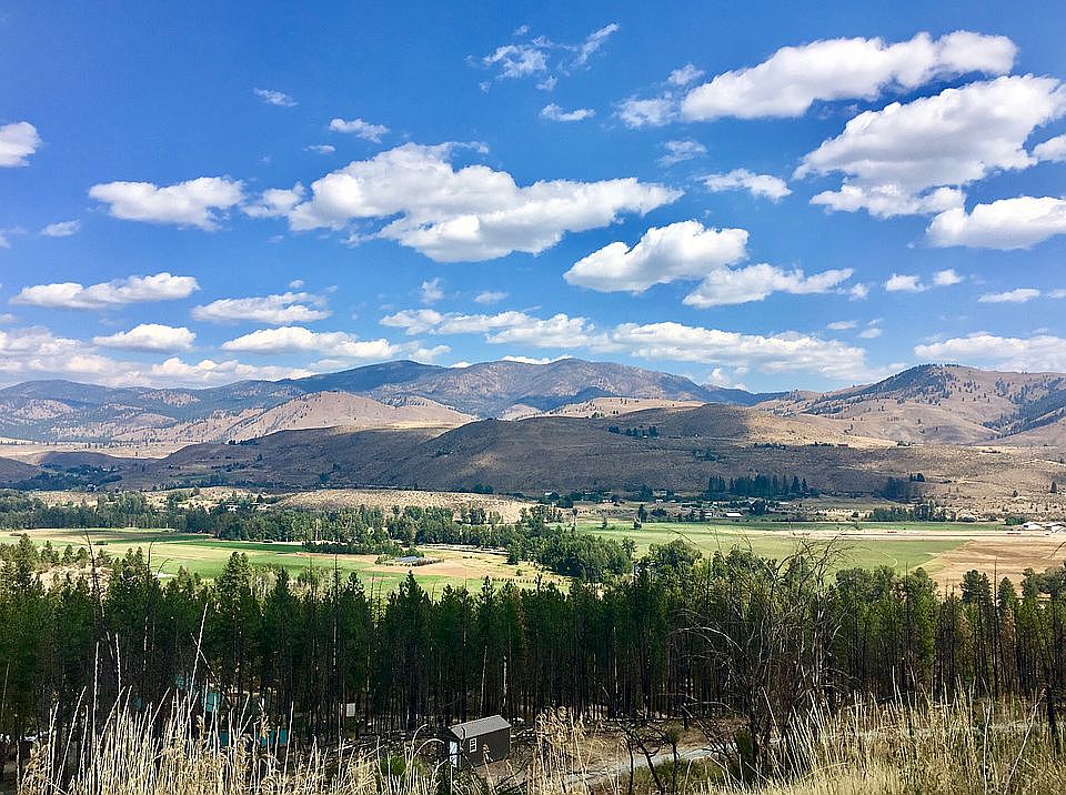 2nd image of 33 View Rd
