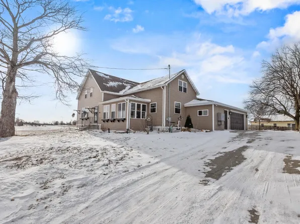 4292 Stagecoach Rd, Green Bay, WI 54311