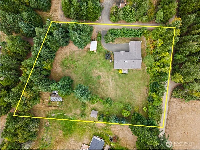 2nd image of 1303 E Alta Drive