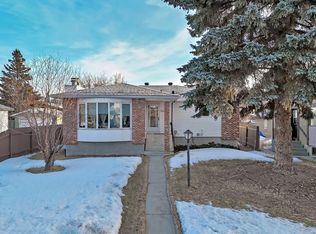 3435 65th St NW, Edmonton, AB T6L1E1