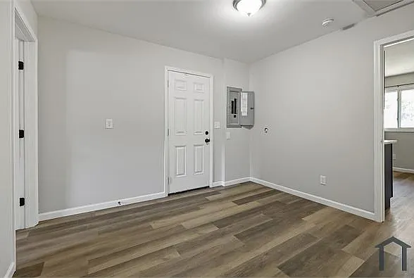 4 bed, 1228 sqft, $1,700 — Photo 4