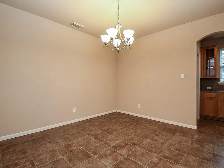 21502 Venture Park Dr — Photo 4